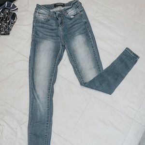 Skinny jeans